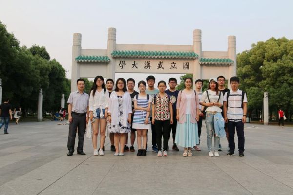 小学生参观武汉大学（武汉大学校园参观）