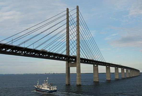 瑞典桥梁设计竞赛（丹麦 瑞典 桥）-图1